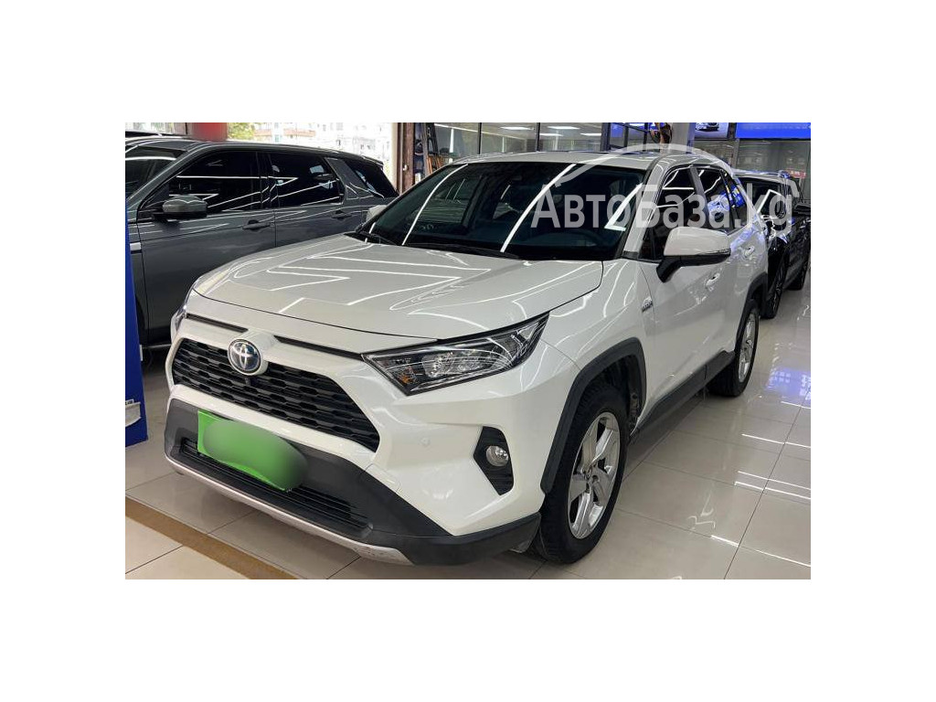 Toyota RAV4 2017 года за ~1 965 000 сом