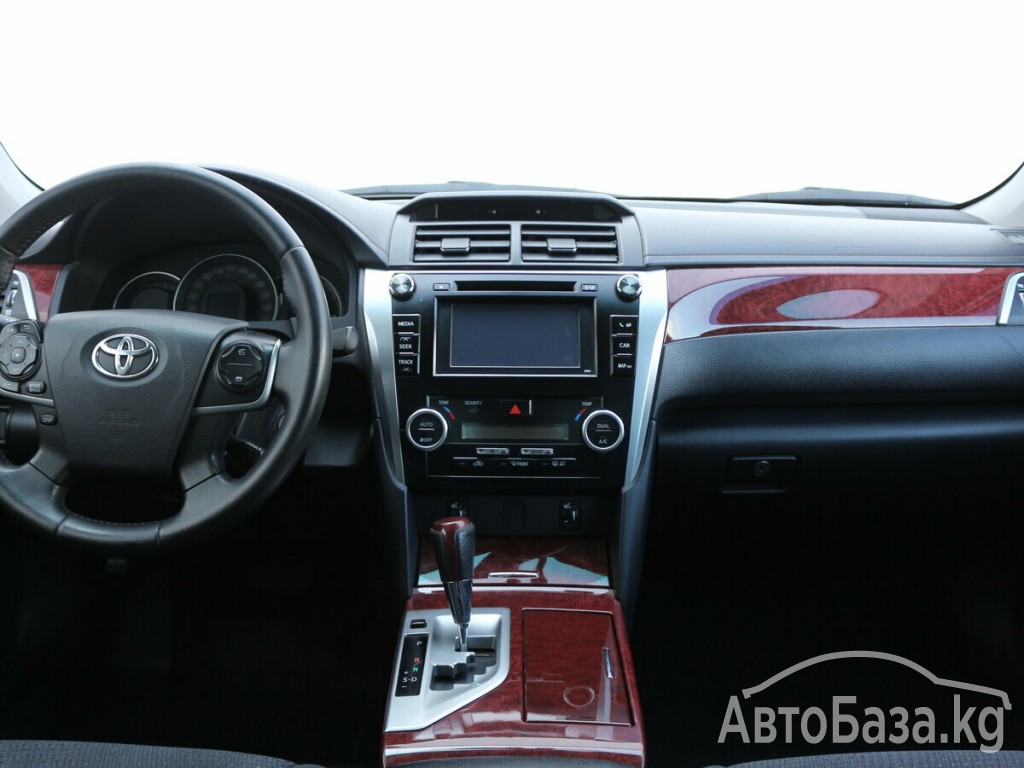 Toyota Camry 2013 года за ~1 345 200 сом