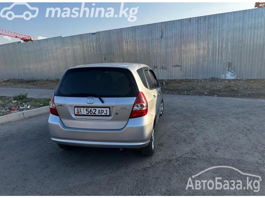 Honda Jazz 2003 года за 8 500 сом
