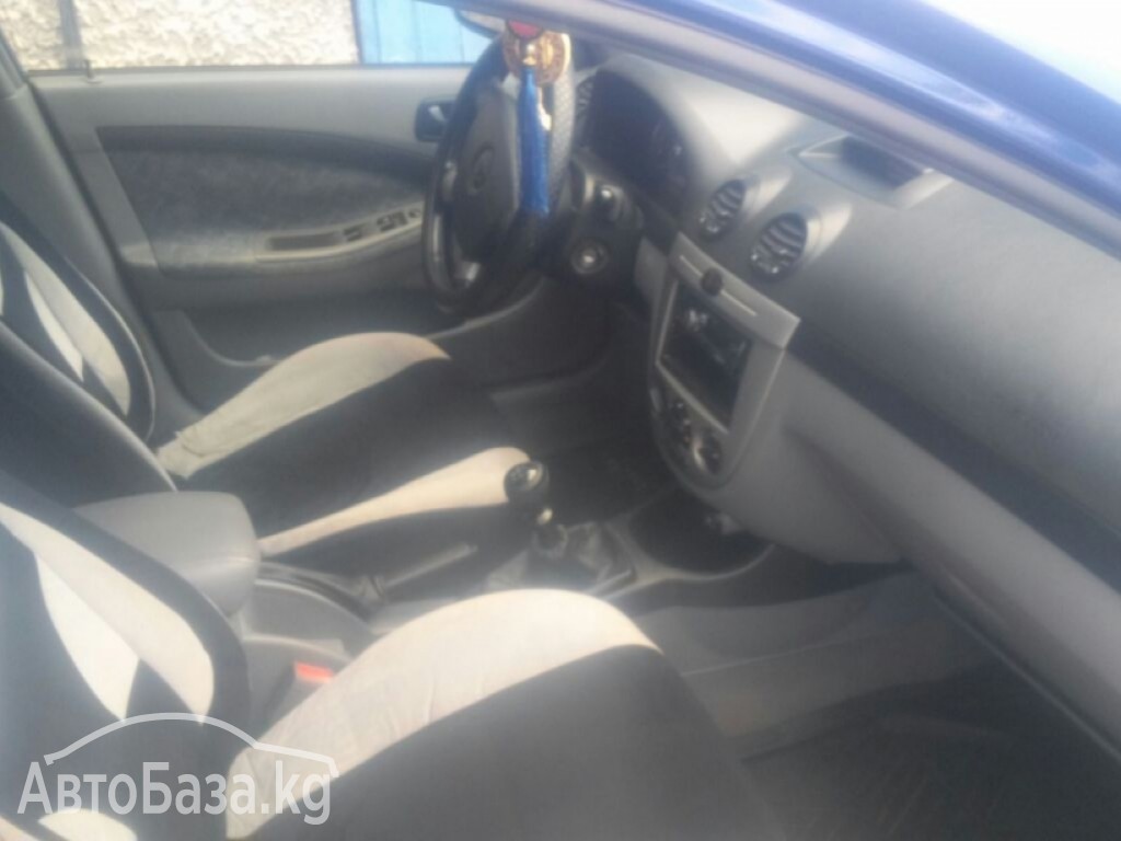 Daewoo Lacetti 2004 года за 239 050 сом