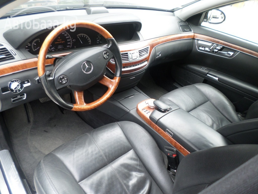 Mercedes-Benz S-Класс 2006 года за 31 000$
