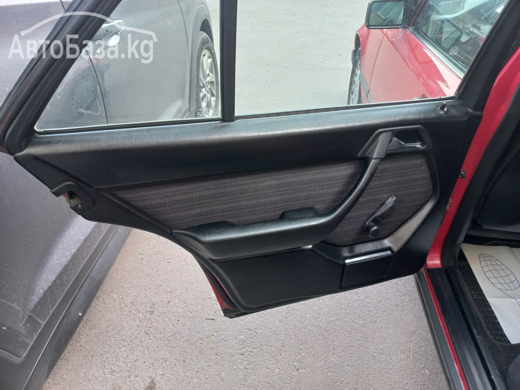 Mercedes-Benz E-Класс 1989 года за 240 000 сом