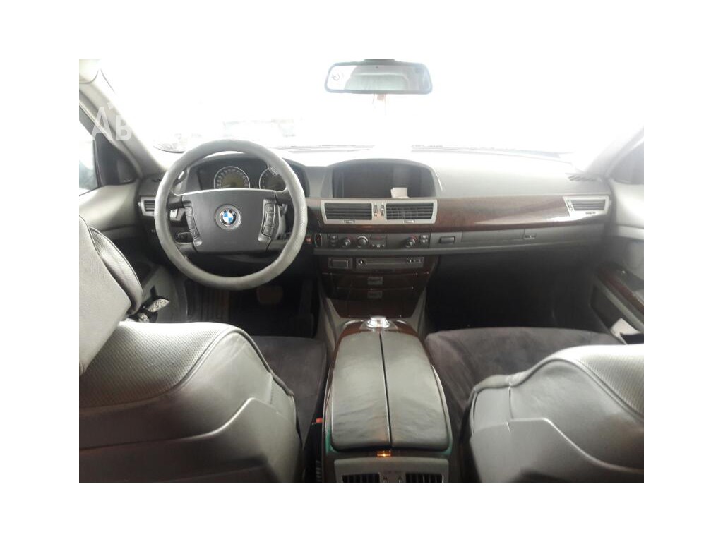 BMW 7 серия 2002 года за 4 999$