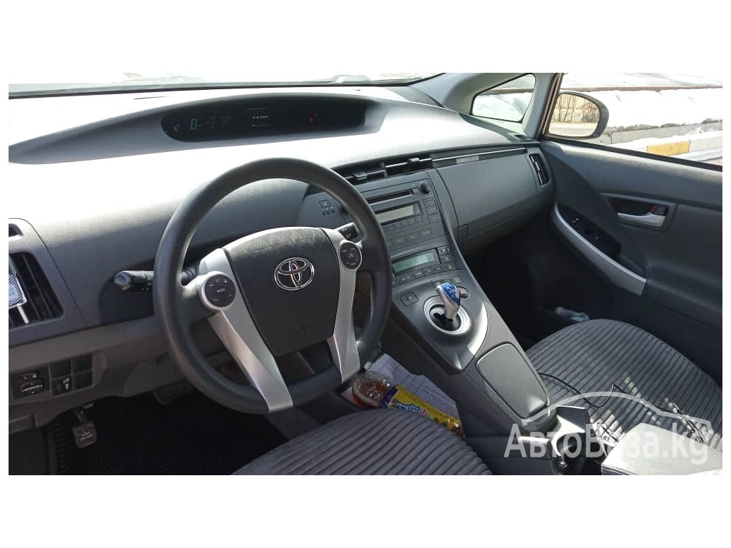 Toyota Prius 2011 года за ~796 500 сом
