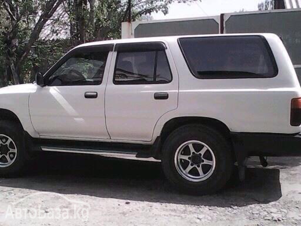 Toyota 4Runner 1994 года за ~296 700 сом