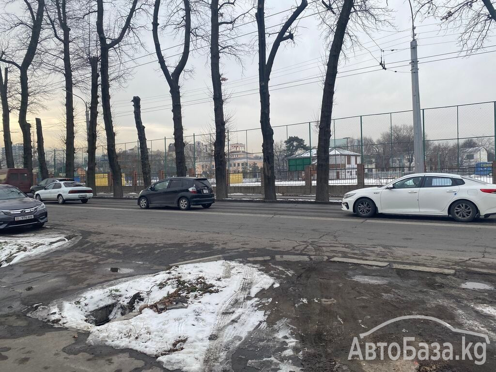 Продаю 3х этажное здание 243 кв.м., центр! ул. Ю. Абдрахманова