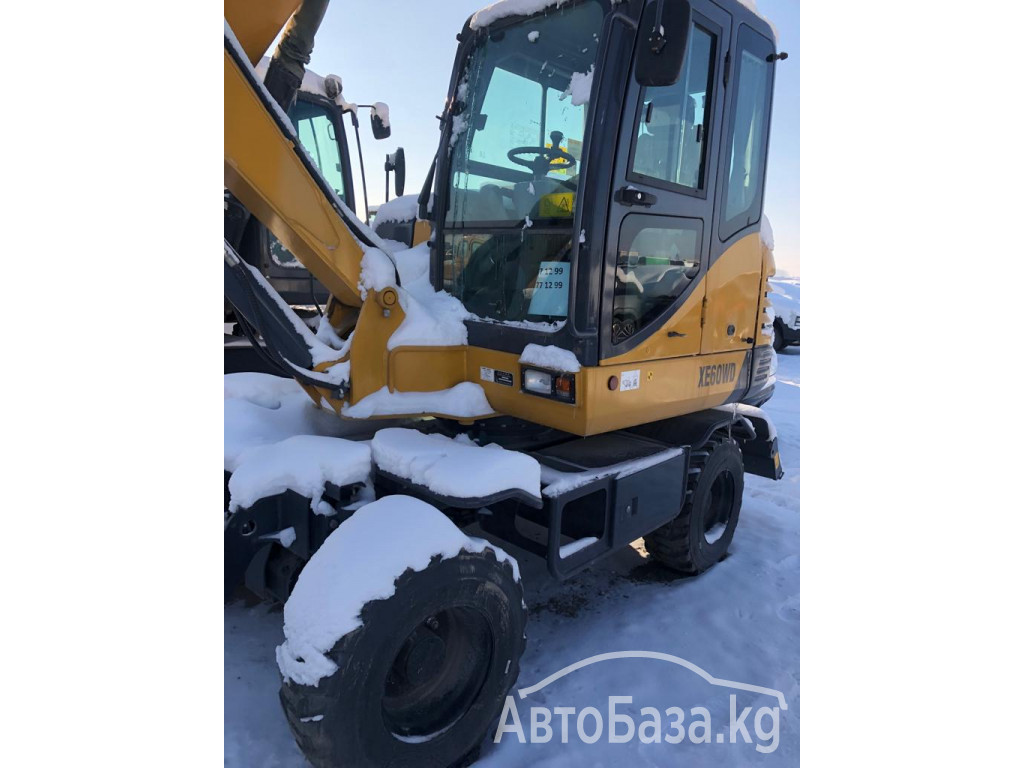 Экскаватор XCMG XE60