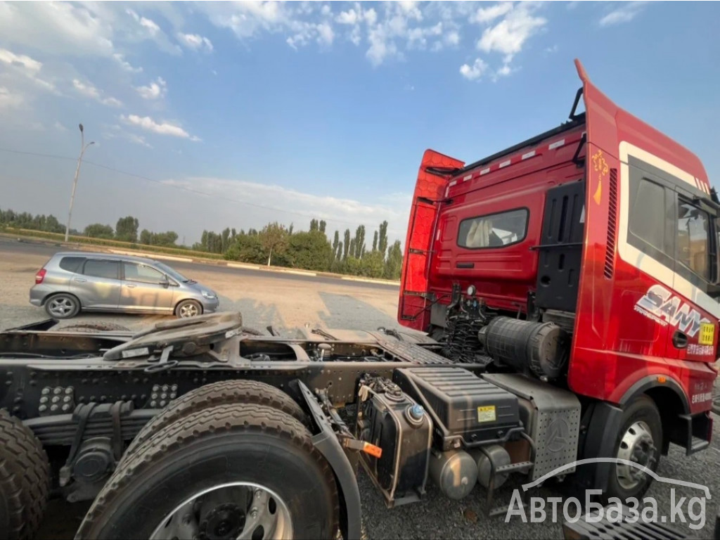 Тягач Shaanxi Sany