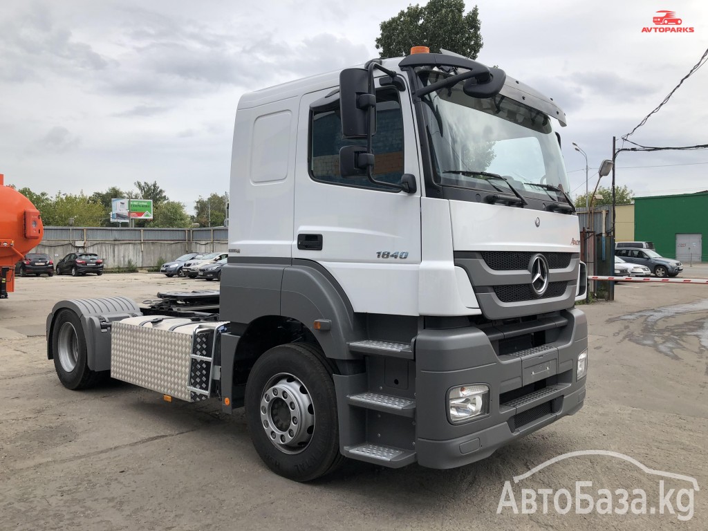 Тягач Mercedes-Benz Axor