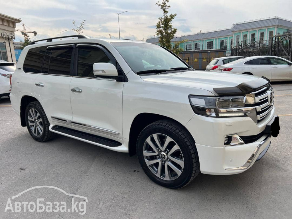 Toyota Land Cruiser 2017 года за ~7 217 400 сом