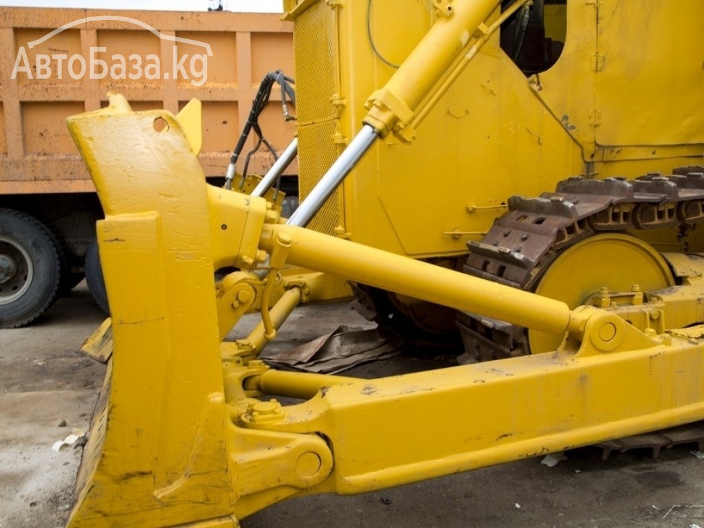 Бульдозер Komatsu D355