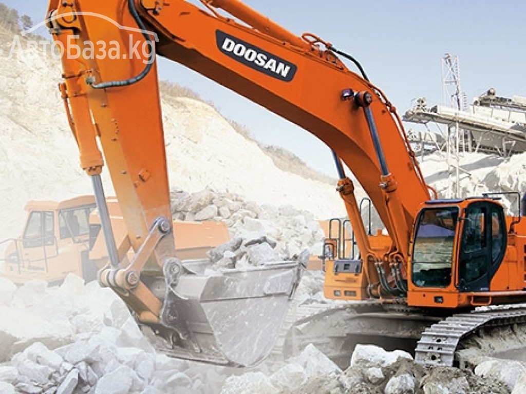 Экскаватор Doosan Гусеничный  DX700LC