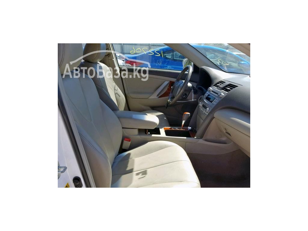 Toyota Camry 2011 года за ~765 000 сом