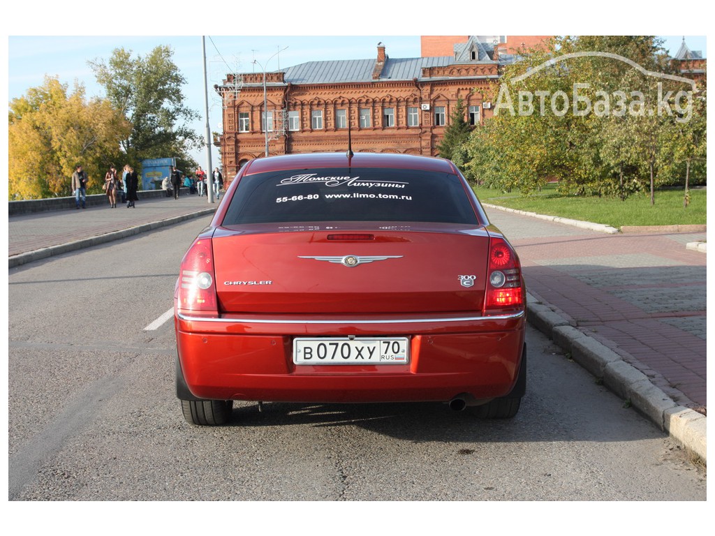 Chrysler 300C 2008 года за ~3 234 100 руб.