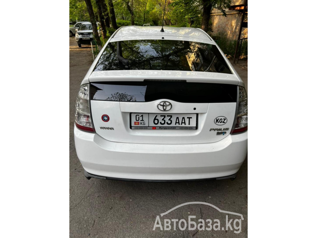 Toyota Prius 2008 года за ~774 800 руб.