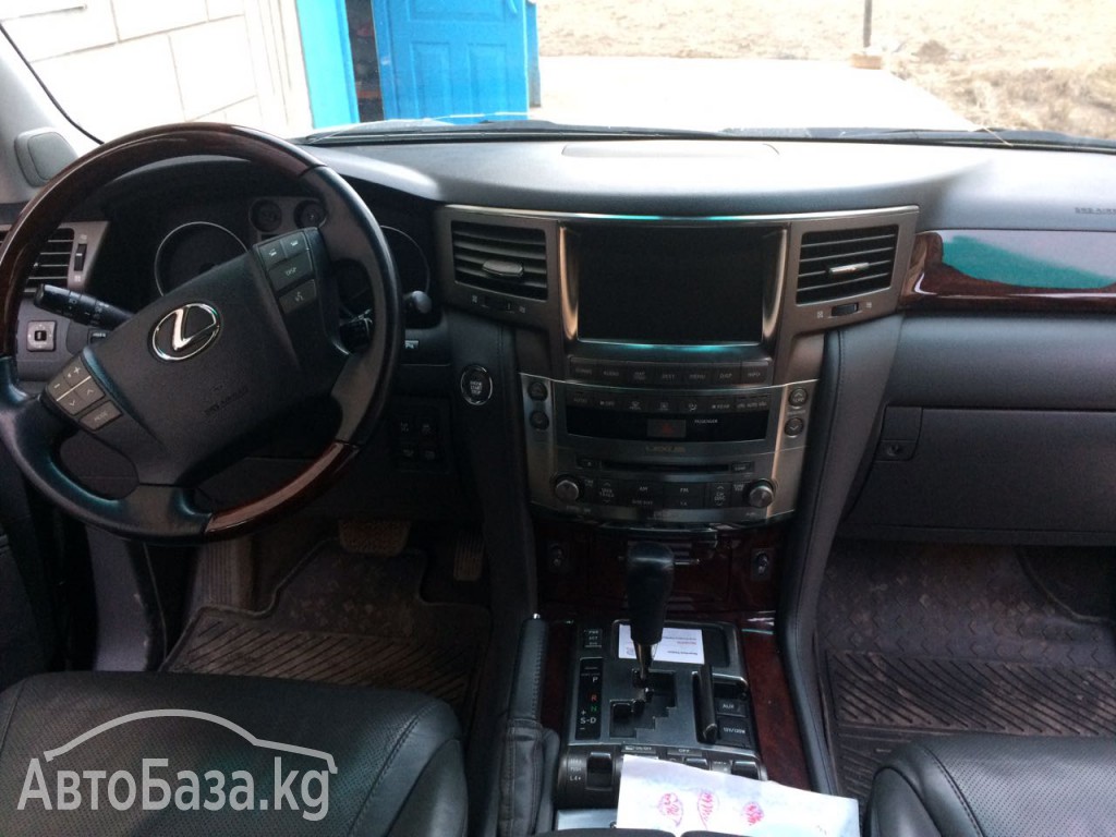 Lexus LX 2008 года за ~3 017 300 сом