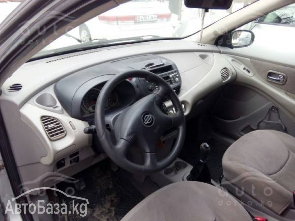 Nissan Almera Tino 2001 года за ~1 869 600 тг