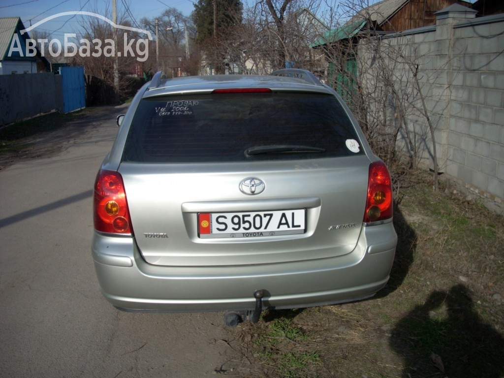 Toyota Avensis 2005 года за ~715 600 сом