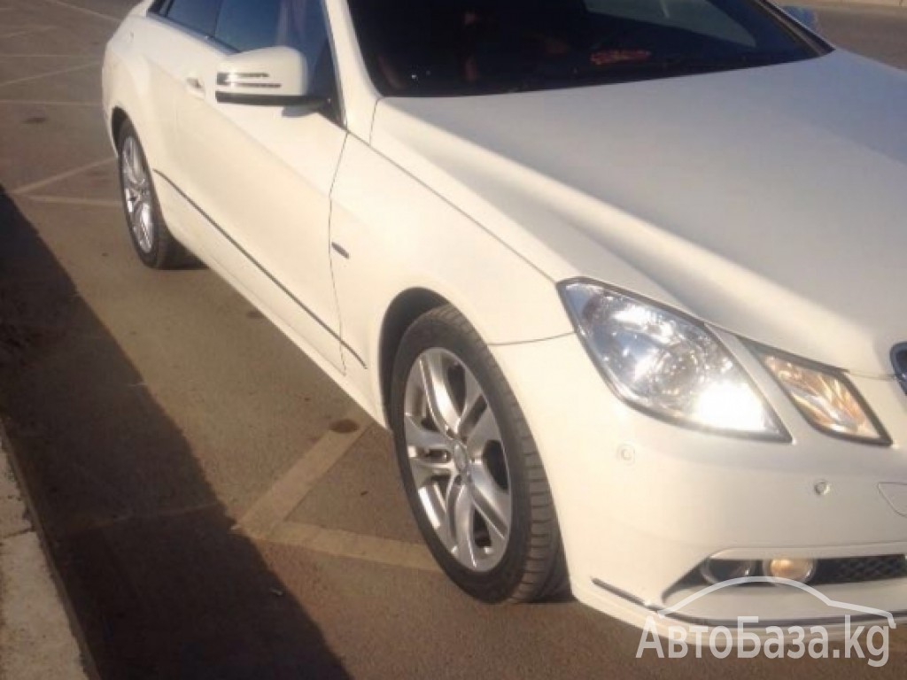 Mercedes-Benz E-Класс 2011 года за 750 000 сом