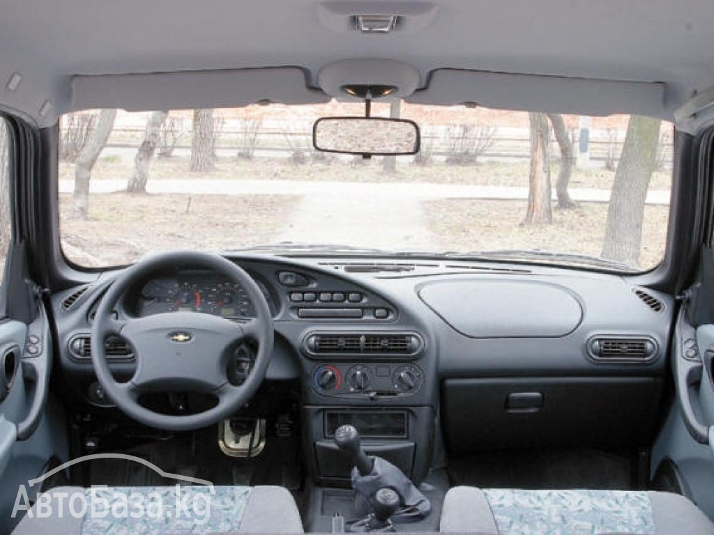 Chevrolet Niva 2004 года за ~312 500 сом