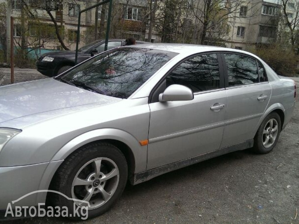 Opel Vectra 2003 года за ~354 000 сом