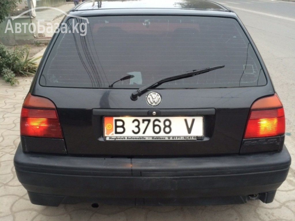 Volkswagen Golf 1993 года за ~178 000 сом