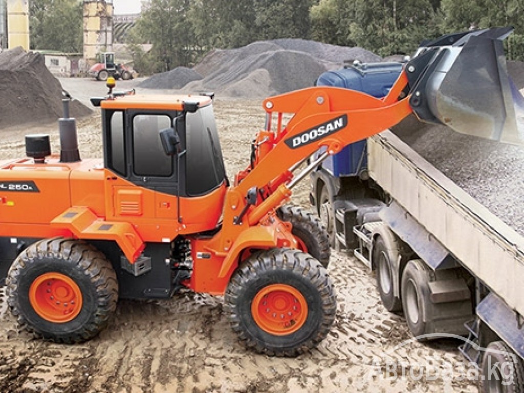 Погрузчик Doosan Колесный  DL250A