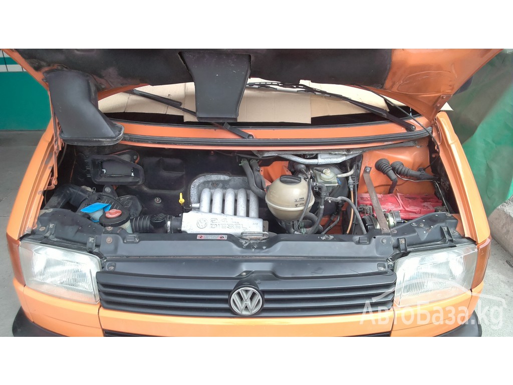 Volkswagen Transporter 1993 года за ~336 300 сом