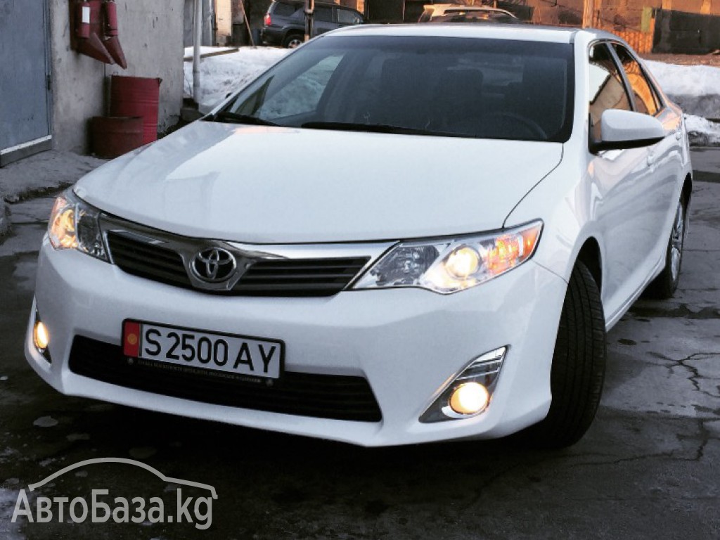 Toyota Camry 2013 года за ~1 434 800 сом