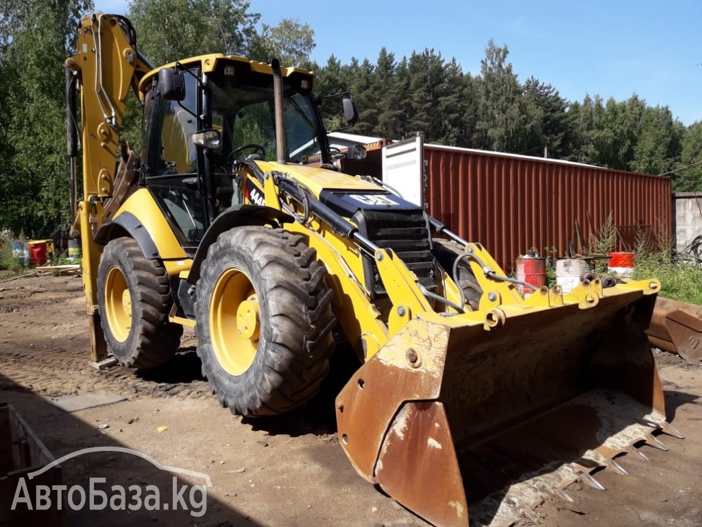 Экскаватор Caterpillar 444F