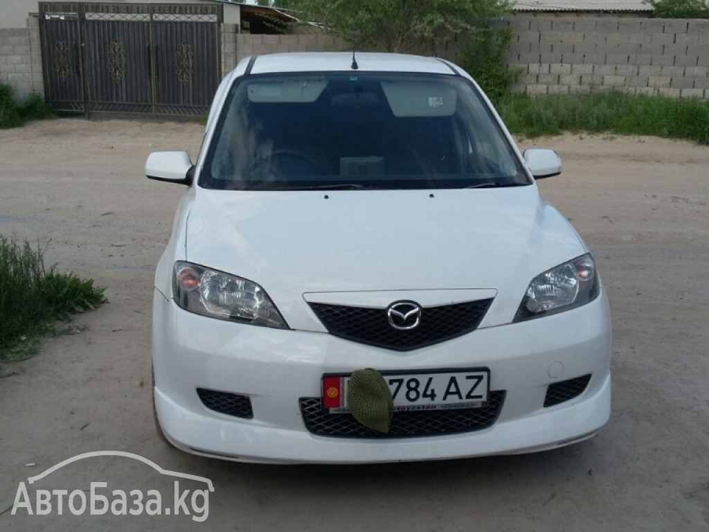 Mazda Demio 2003 года за ~1 500$