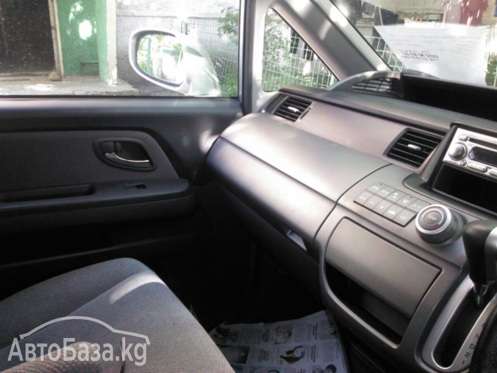 Honda Stepwgn 2006 года за ~646 600 сом