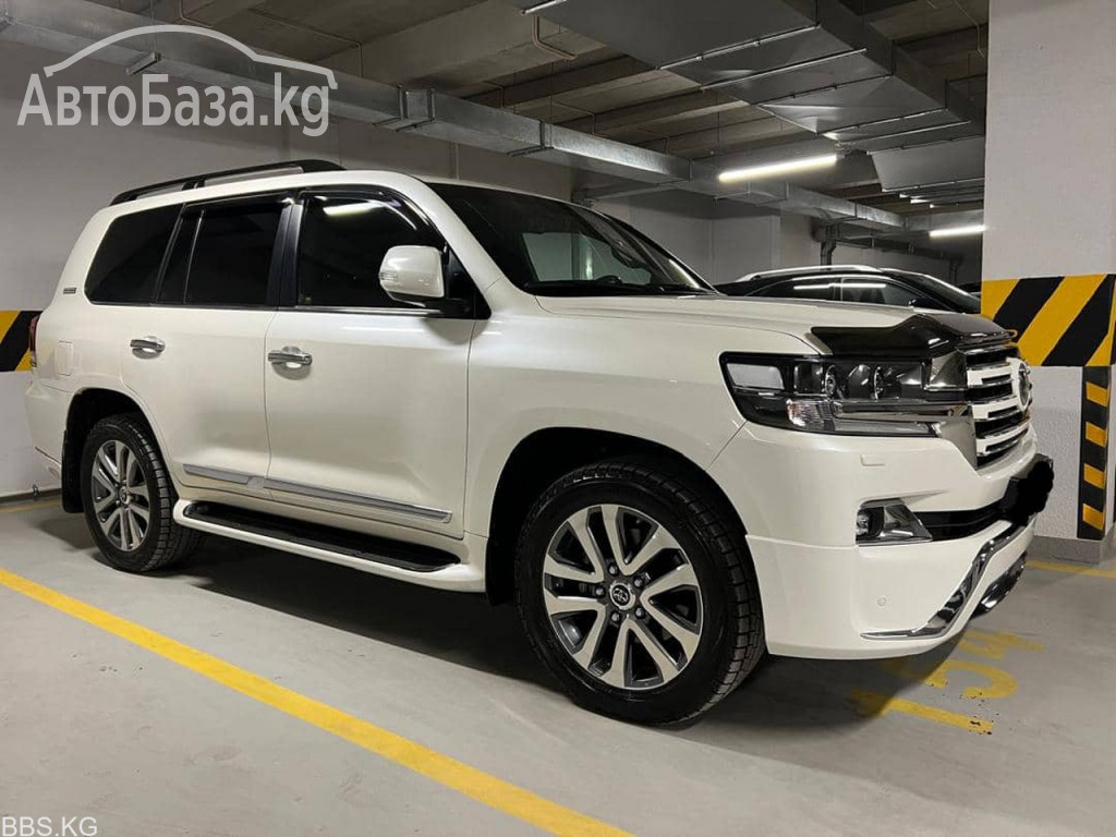 Toyota Land Cruiser 2017 года за ~6 782 700 сом