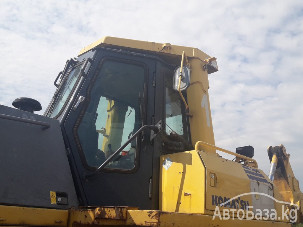 Бульдозер Komatsu D155A-5