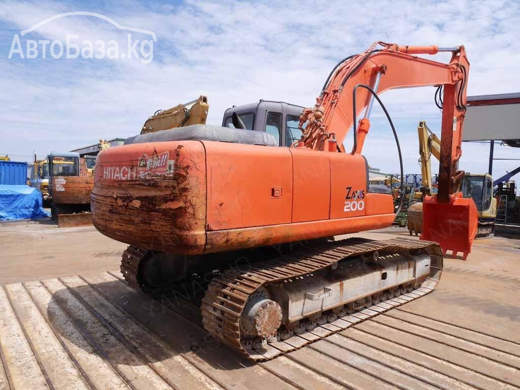 Экскаватор Hitachi ZX200 