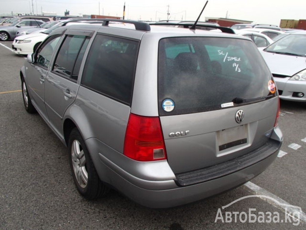 Volkswagen Golf 2003 года за ~381 400 сом