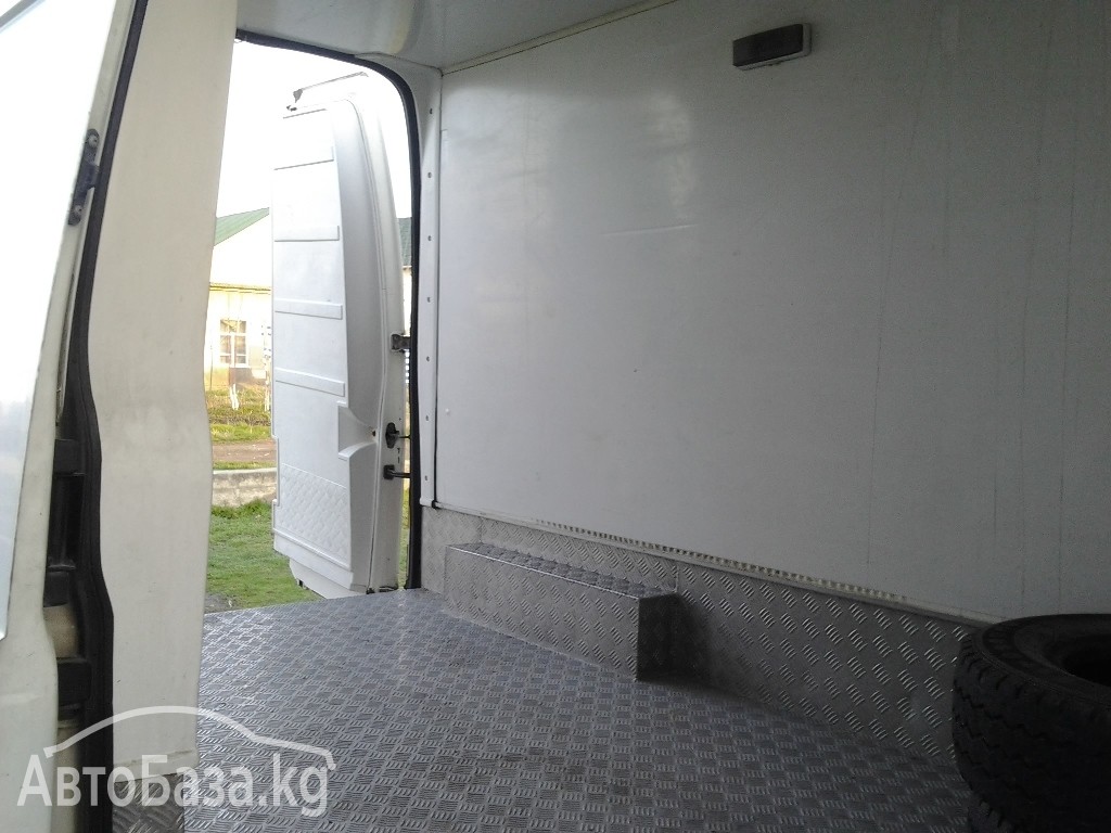 Ford Transit 2001 года за ~577 600 сом