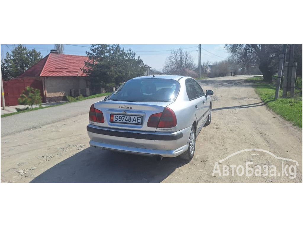 Mitsubishi Carisma 2002 года за 130 000 сом