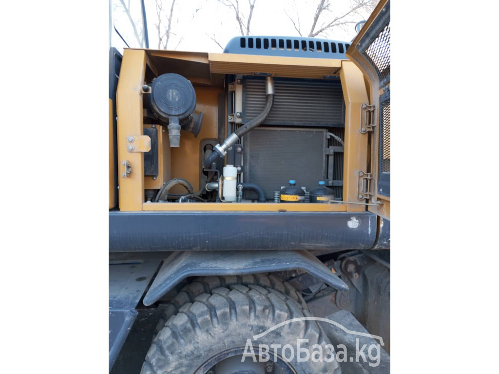 Экскаватор XGMA XE150WB