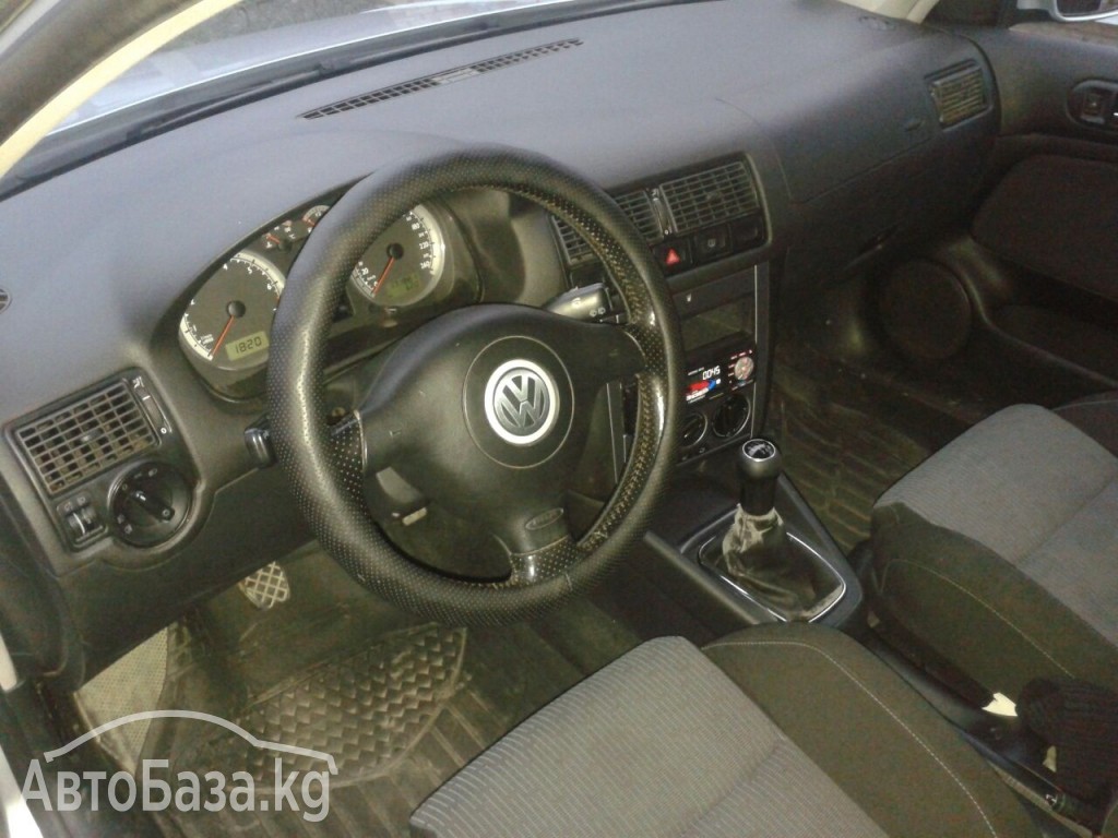 Volkswagen Golf 2003 года за ~474 200 сом