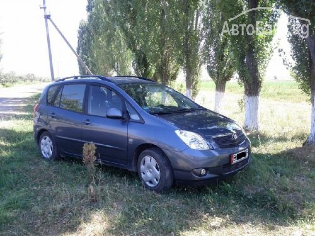 Toyota Corolla Verso 2004 года за ~612 100 сом