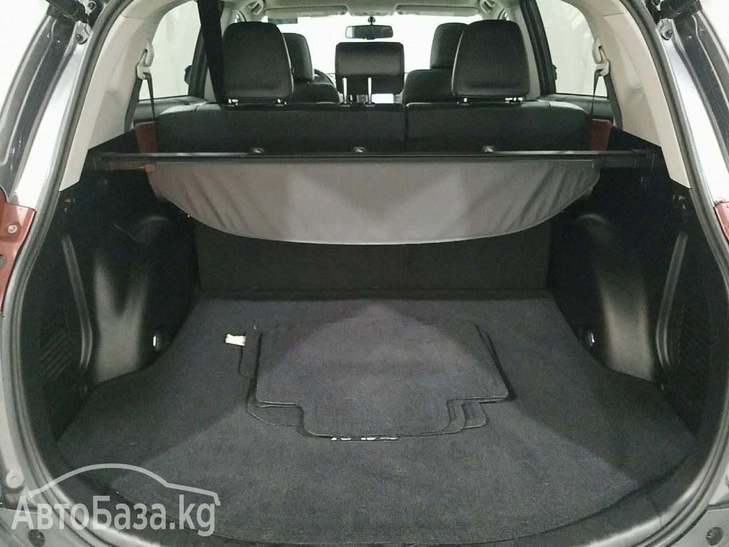 Toyota RAV4 2015 года за ~1 629 400 сом