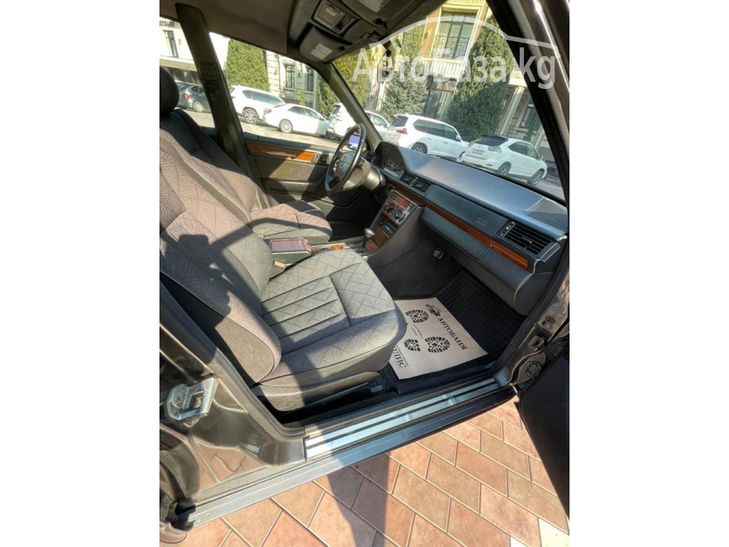 Mercedes-Benz E-Класс 1995 года за ~734 600 сом
