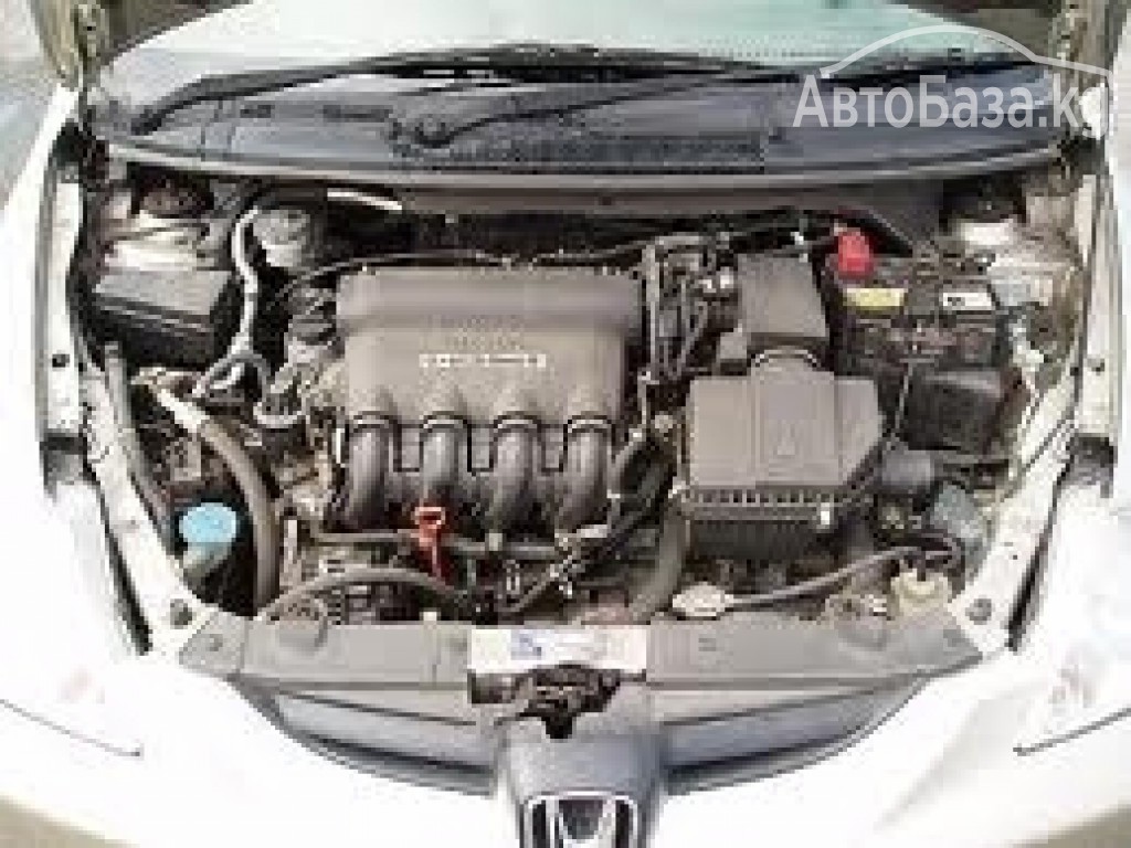 Honda Fit 2005 года за ~445 500 руб.