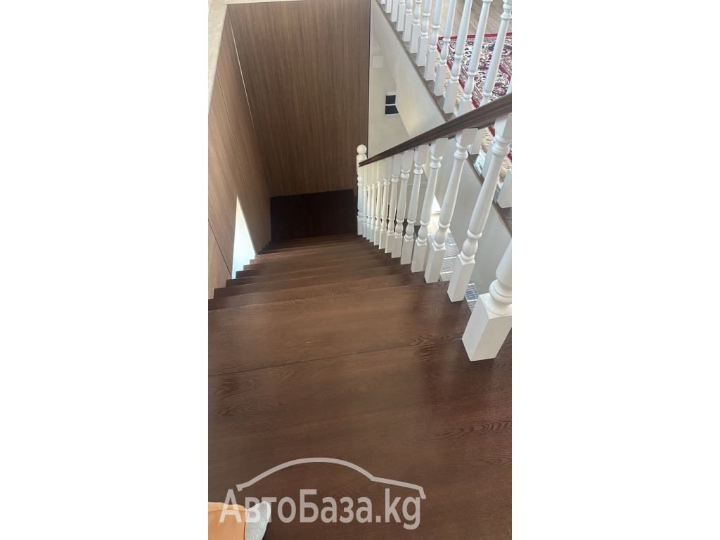 Продаю дом г. Бишкек. Район верхний Токольдош, ул. Октябрьская 180б