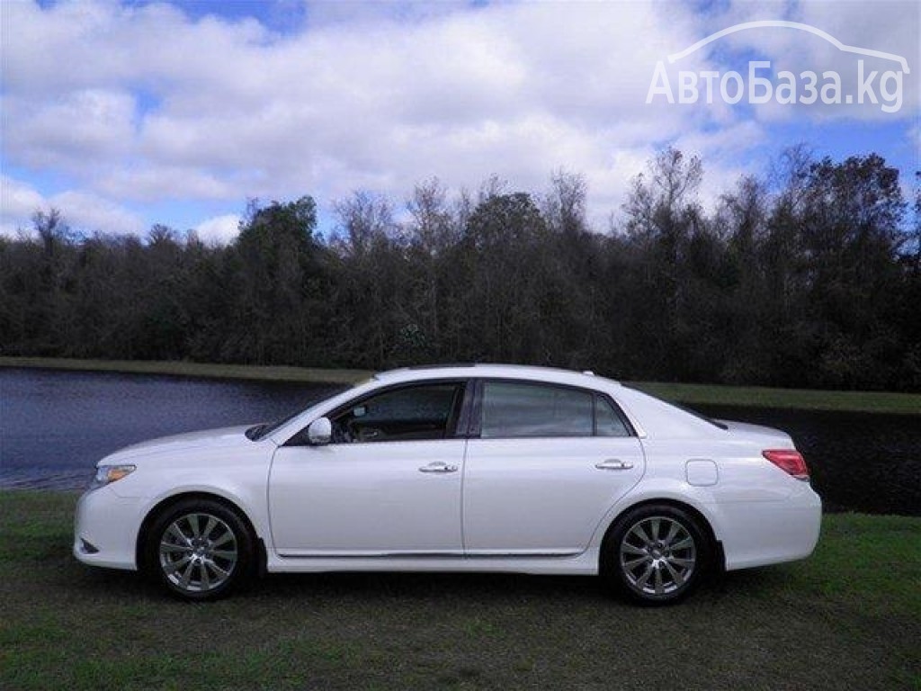 Toyota Avalon 2011 года за ~741 400 сом