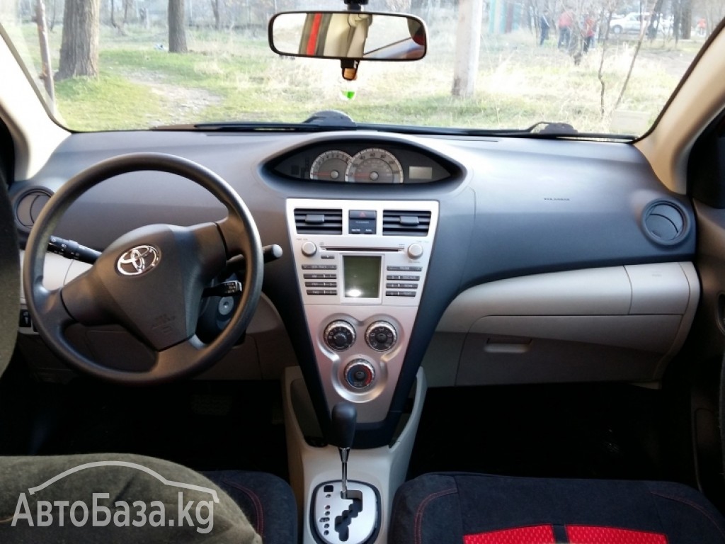 Toyota Yaris 2007 года за ~771 600 сом