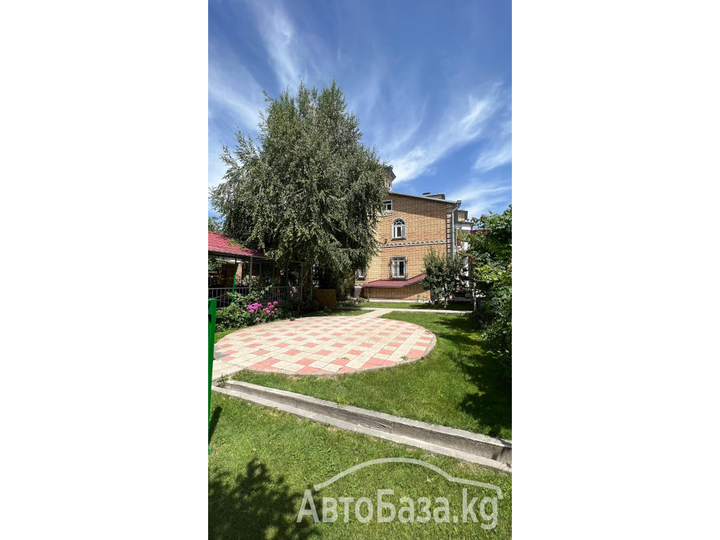 Продается большой Особняк 10ти комнатный 