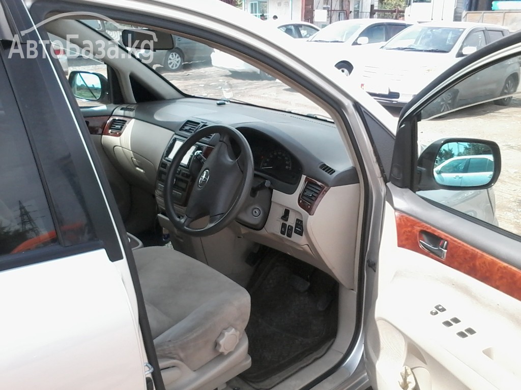 Toyota Ipsum 2001 года за ~398 300 сом