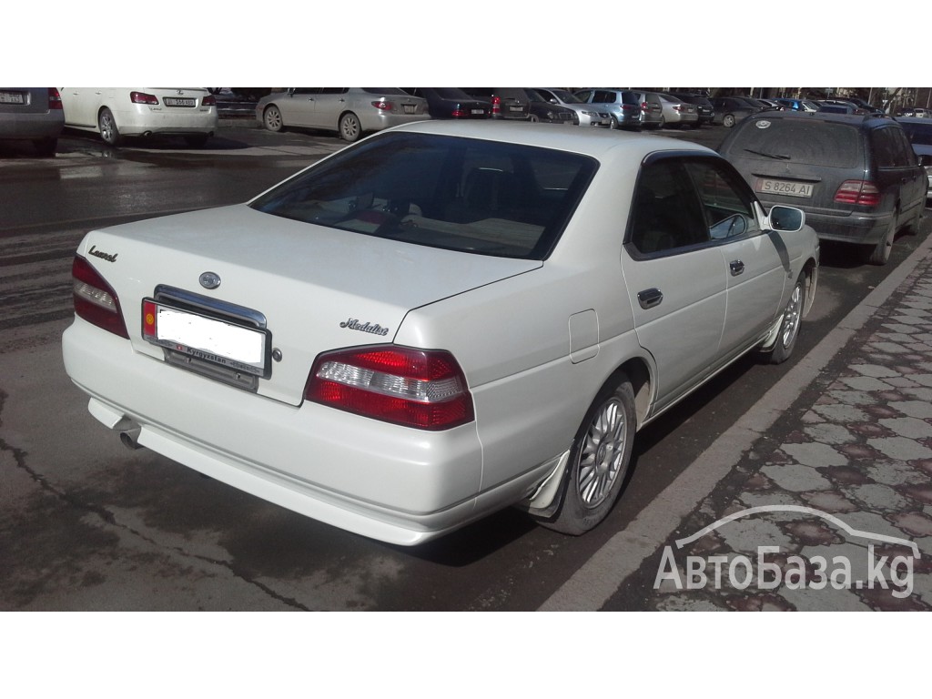 Nissan Laurel 2001 года за 225 000 сом